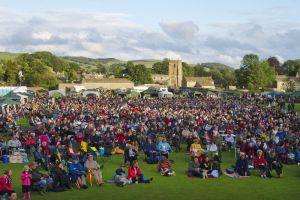 crowds 2 sm.jpg